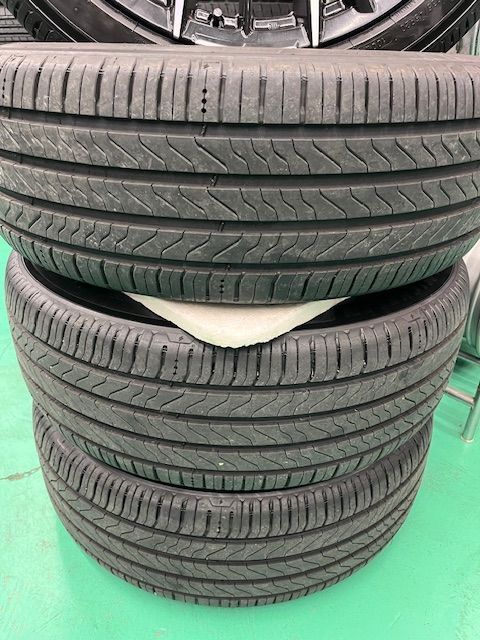 極上レア中古】GR20インチ鋳造アルミホイール＆タイヤセット 8J +40 5