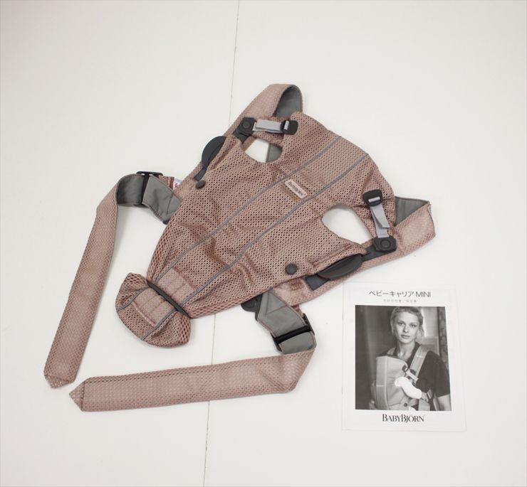 新品同様 ベビービョルン ベビーキャリアMINI Airメッシュ グレー