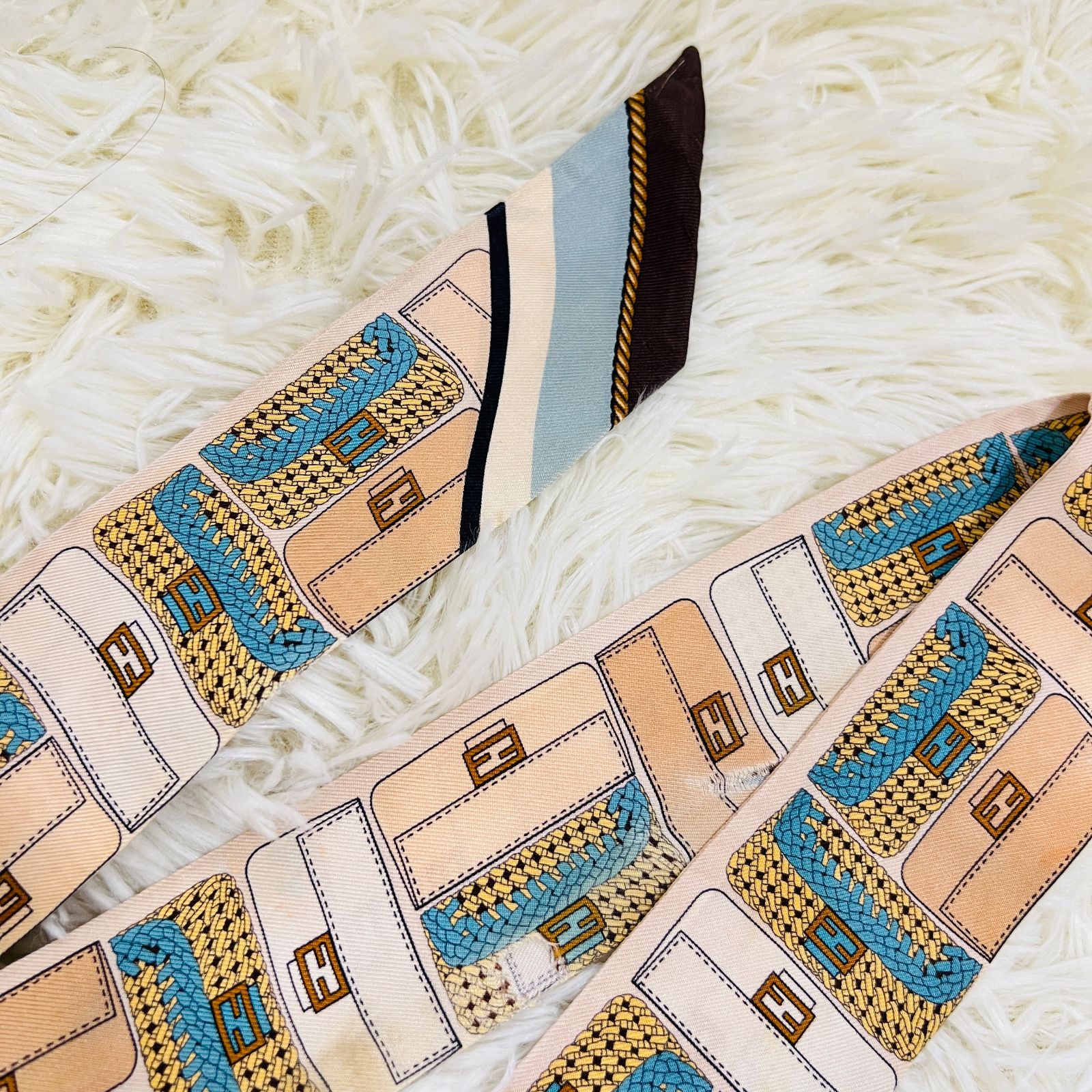 FENDI フェンディ ツイリー ラッピー バゲット スカーフ ブラック 