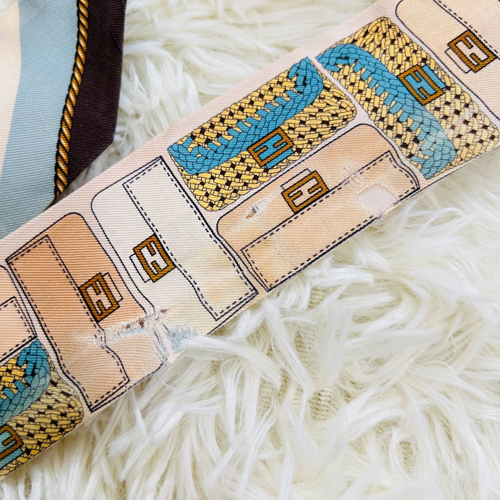 FENDI フェンディ ツイリー ラッピー バゲット スカーフ ブラック 