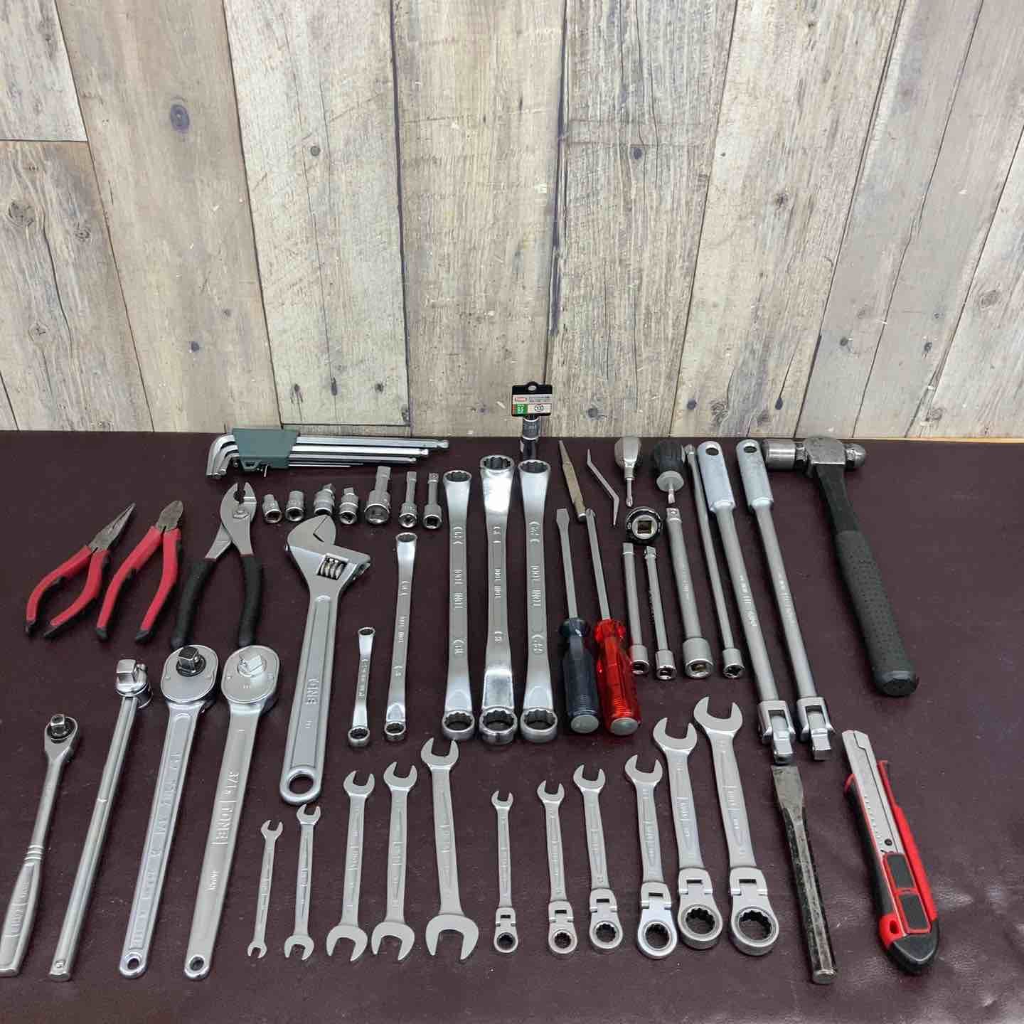 【中古品】 トネ(TONE) ハンドツールまとめ 全46点 ドライバー ラチェット モンキー スパナ 【東大和店】