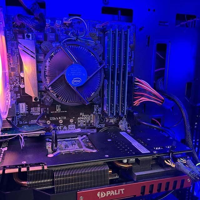 【◆快適■i7ゲーミングPC】ヴァロラント・ARC Raiders◎ 現品組み上げ製造番号：0301JPO3 ◇蒼虹◇i7ゲーミングPC】ヴァロラント・ARC Raiders◎ - メルカリ
