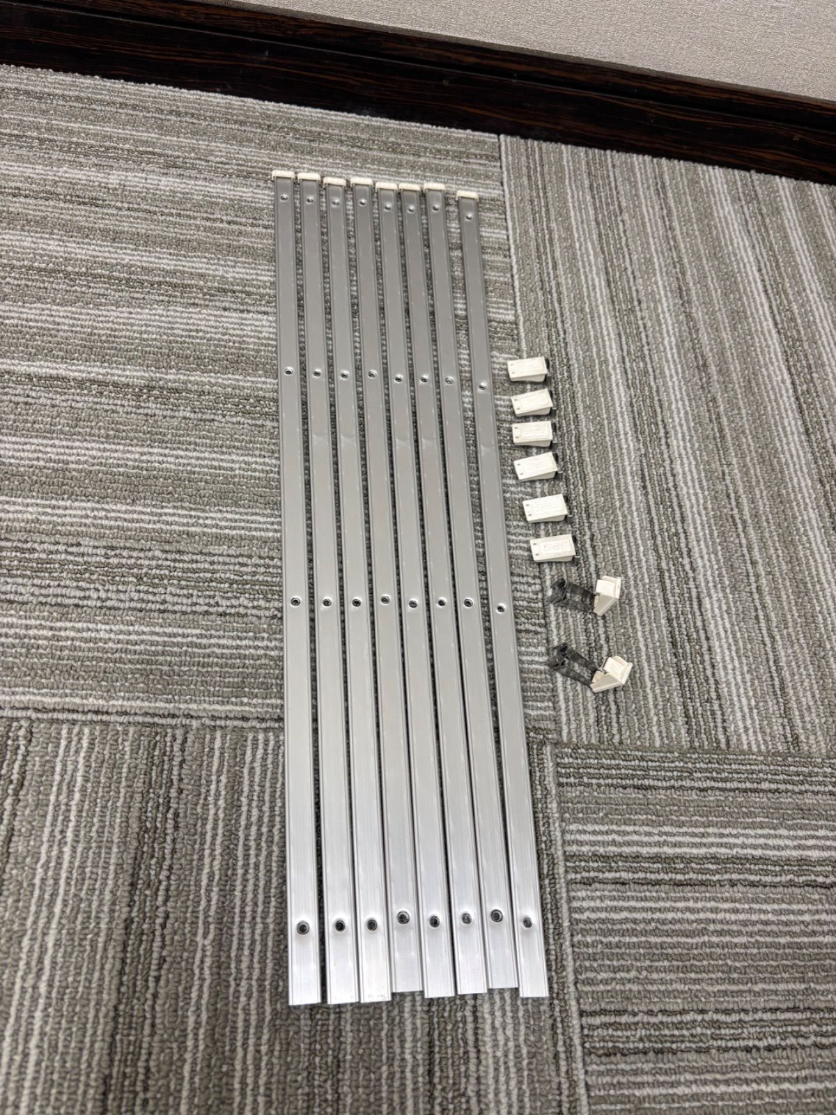 サヌキSPG フラッシュ棚柱 約535mm 8本セット 棚受け付 可動棚 DIY 収納