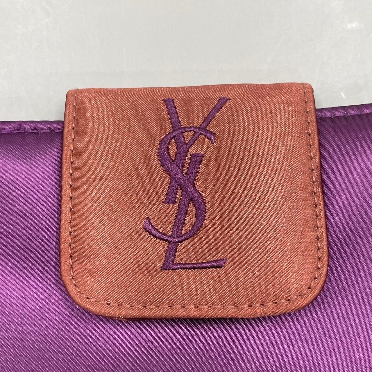 美品 Yves Saint Laurent イヴサンローラン 化粧ポーチ マルチポーチ 