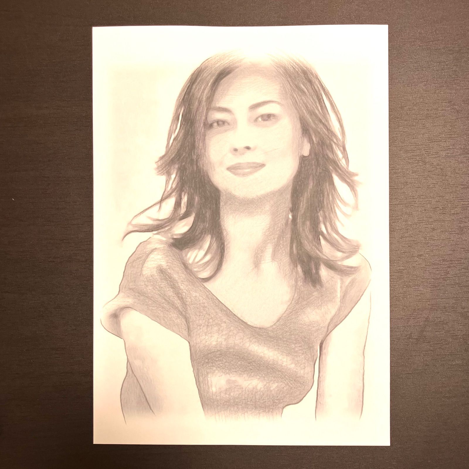 女優画14 額装品　額縁寸法33cm×24cm　パステル、ペン、鉛筆画　定款付 女優画14 額装品 額縁寸法33cm×24cm パステル、ペン、鉛筆画 定款付