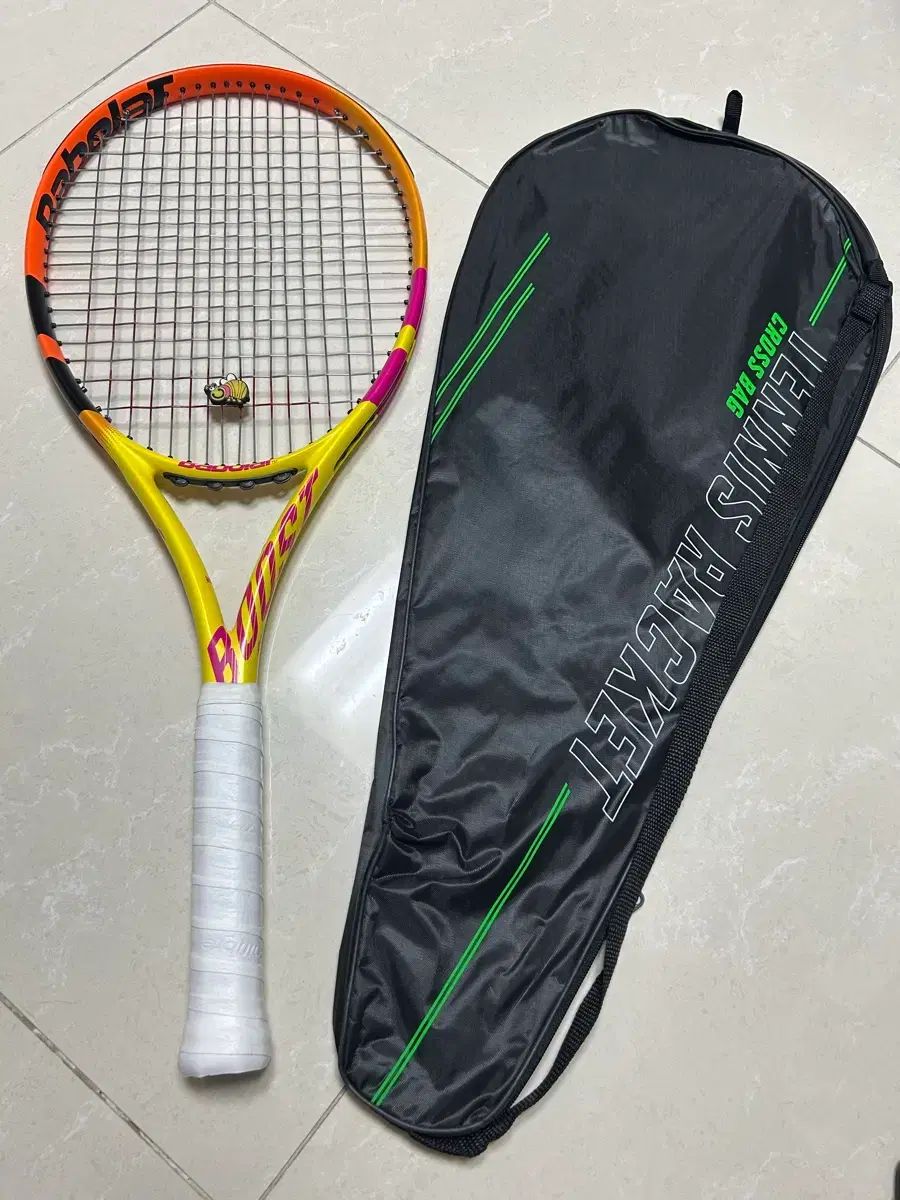 BabolaT（バボラ） ブースト テニス ラケット + バッグ 出品