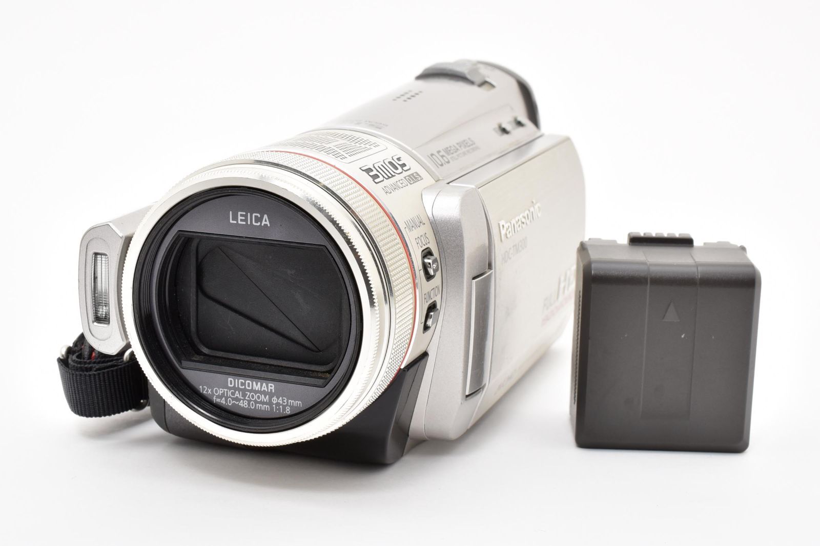 ☆良品☆ パナソニック Panasonic HDC-TM300 シルバー ビデオカメラ