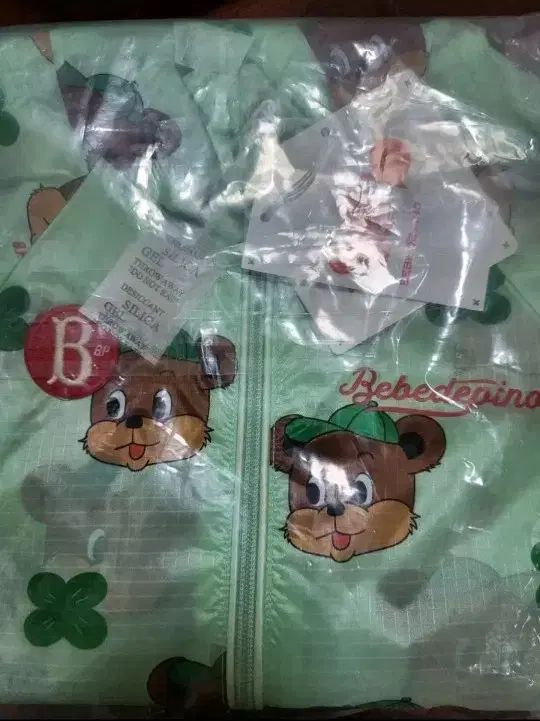 BEBE DE PINO ベベデピノ オールオーバ クローバ Juliette (F) ウィンドブレーカー セット