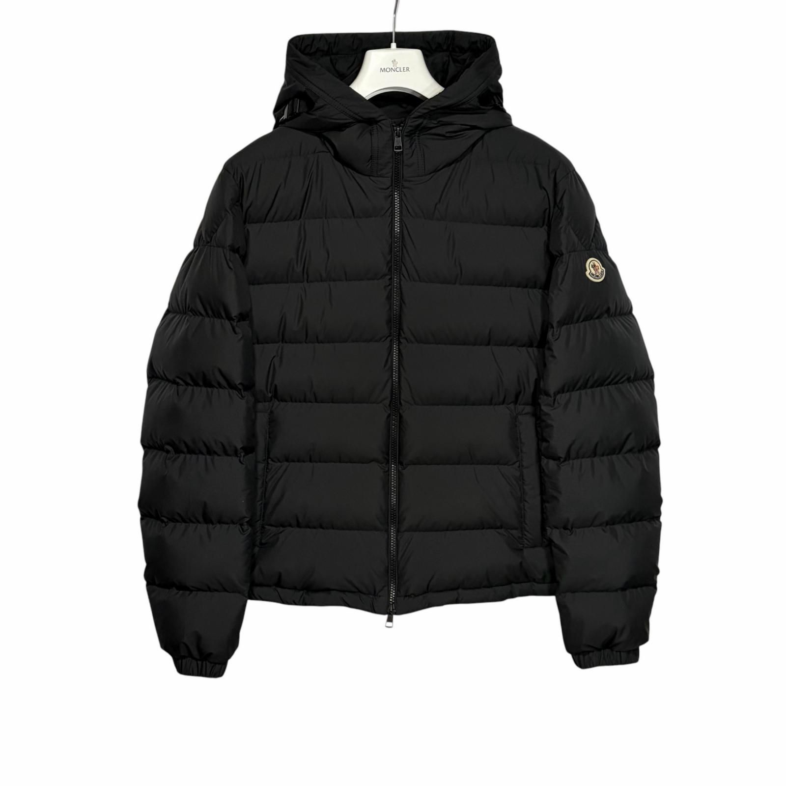 MONCLER/L (3) /ブラック /ダウンジャケット / LAVERAET /型番 