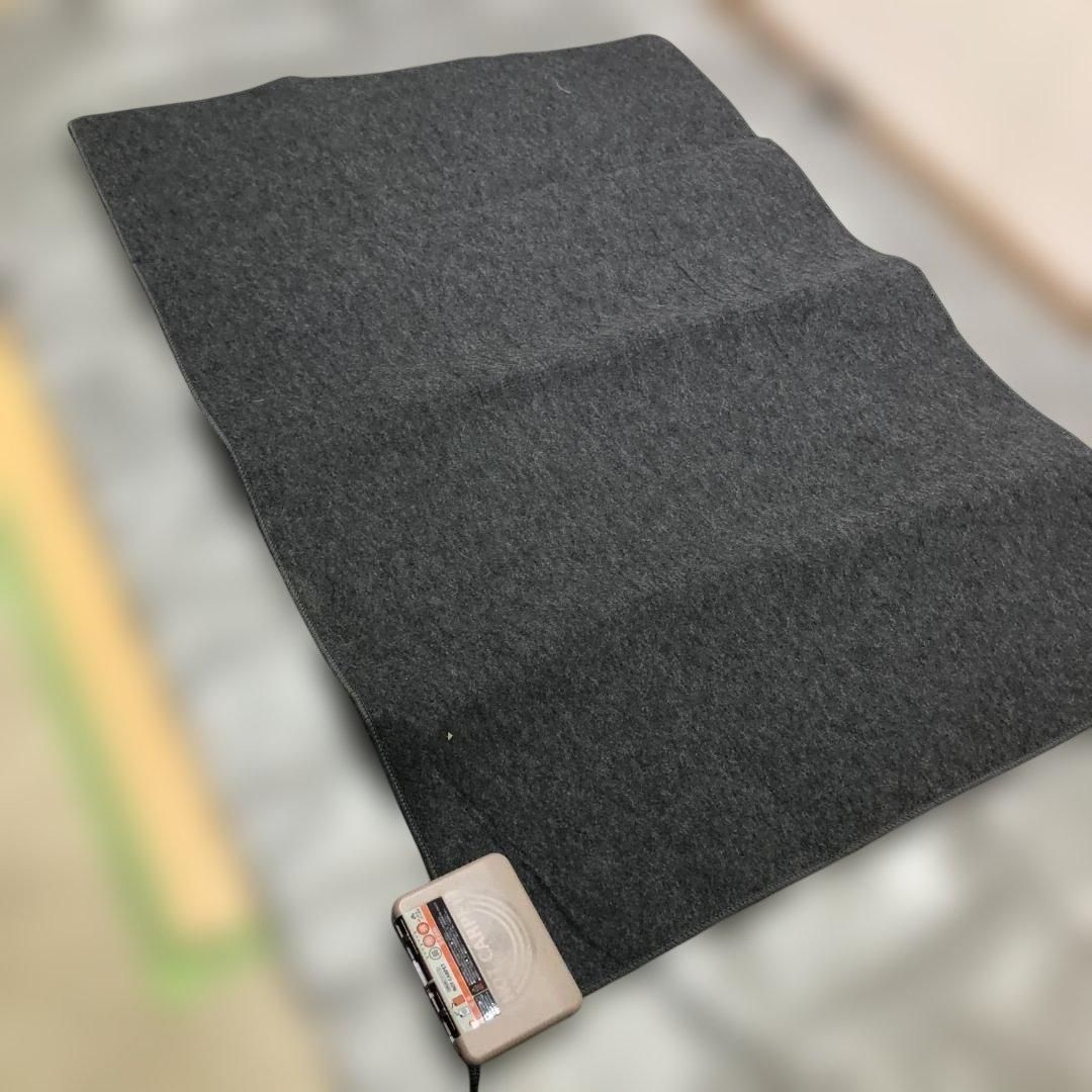 美品 ワタナベ工業 WHC-155 1.5畳 ホットカーペット 100V 360W 日本製 6時間自動オフタイマー付 ダニ退治機能 強中弱切替 折りたたみ収納可　260221-2