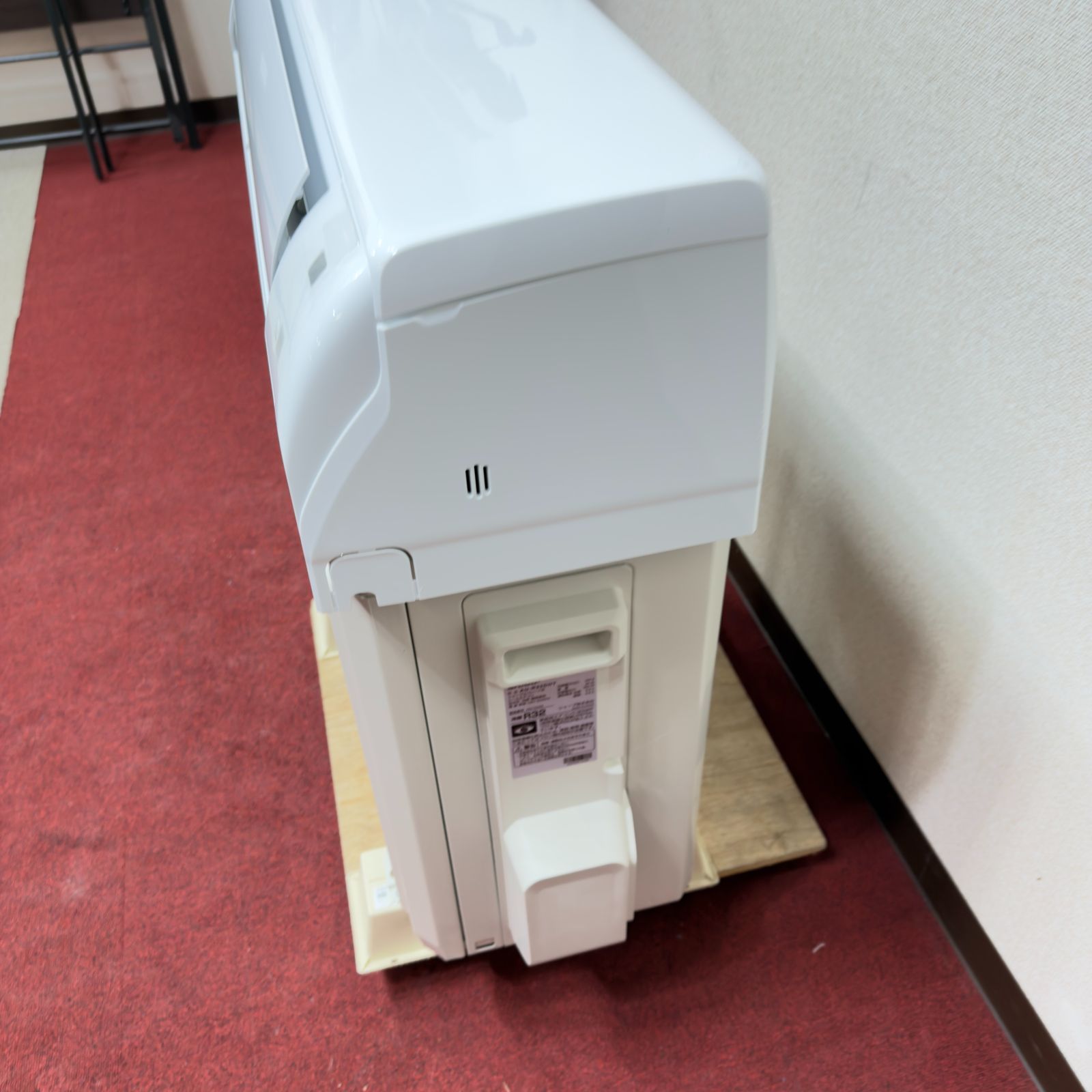 東京23区送料無料 超美品シャープエアコン2023年製 2.2㎾／6畳用 洗浄