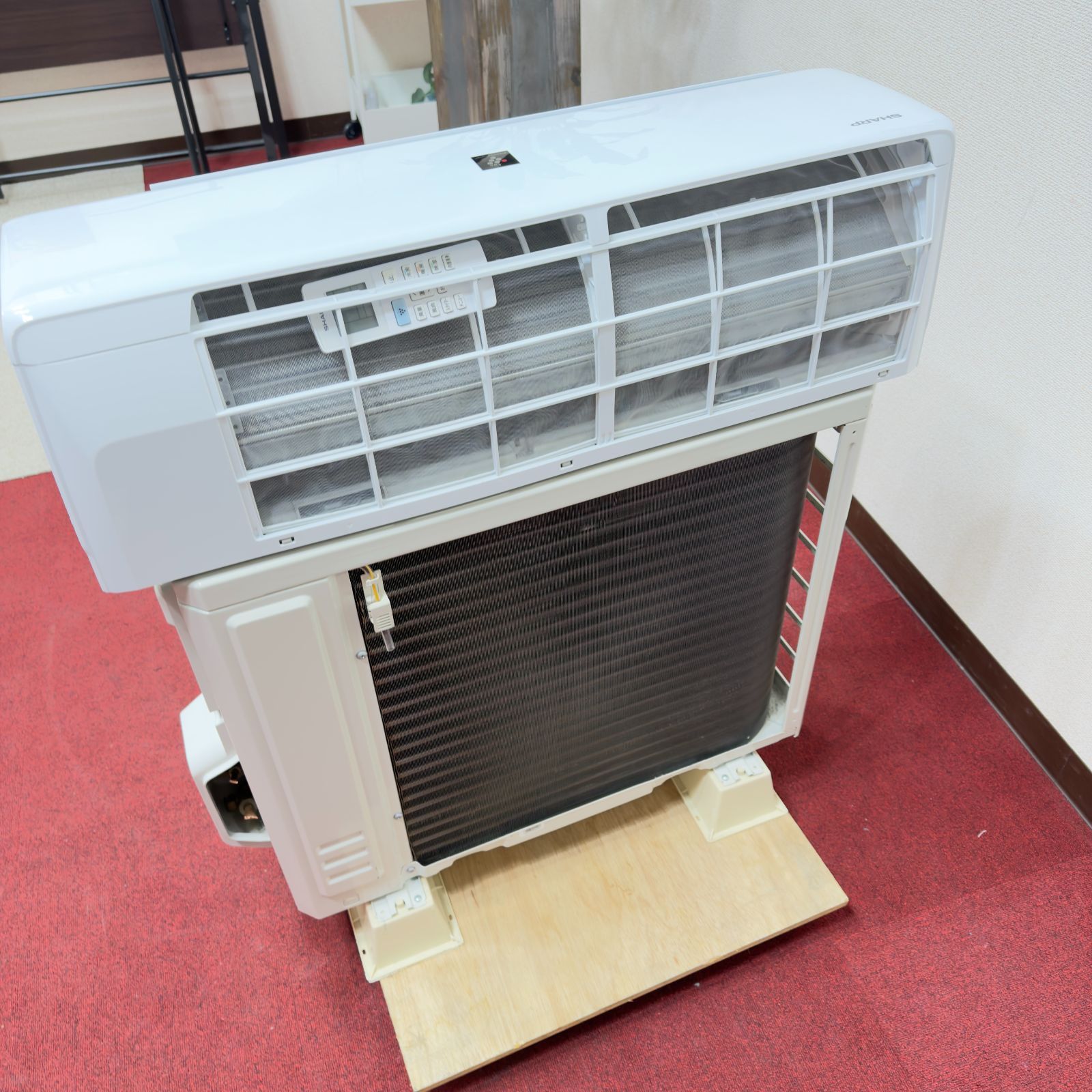 東京23区送料無料 超美品シャープエアコン2023年製 2.2㎾／6畳用 洗浄