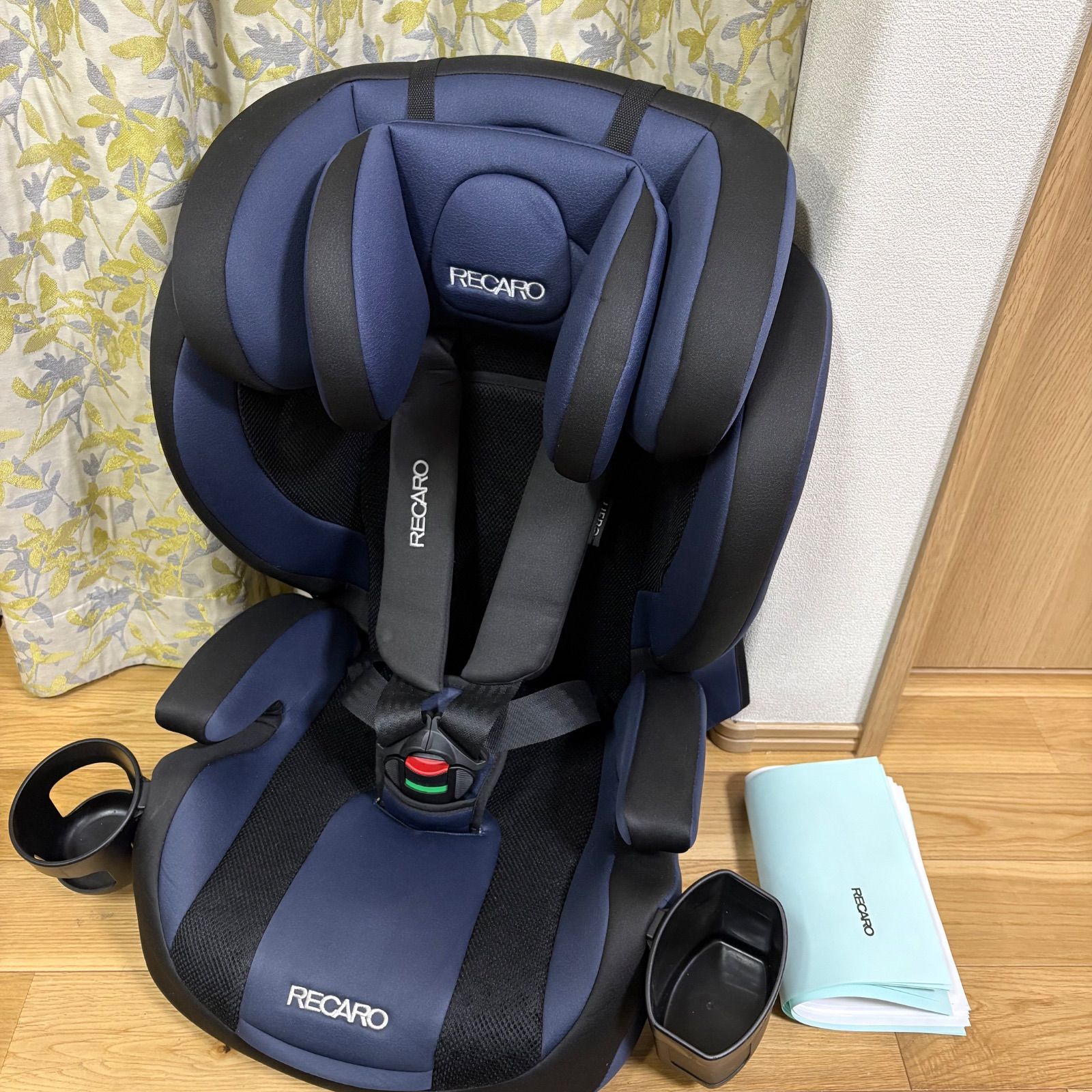 美品 RECARO J1 Neo Smile レカロ ジュニアシート 洗濯済み】【希少モデル】RECARO レカロ J1 NEOジュニアシート
