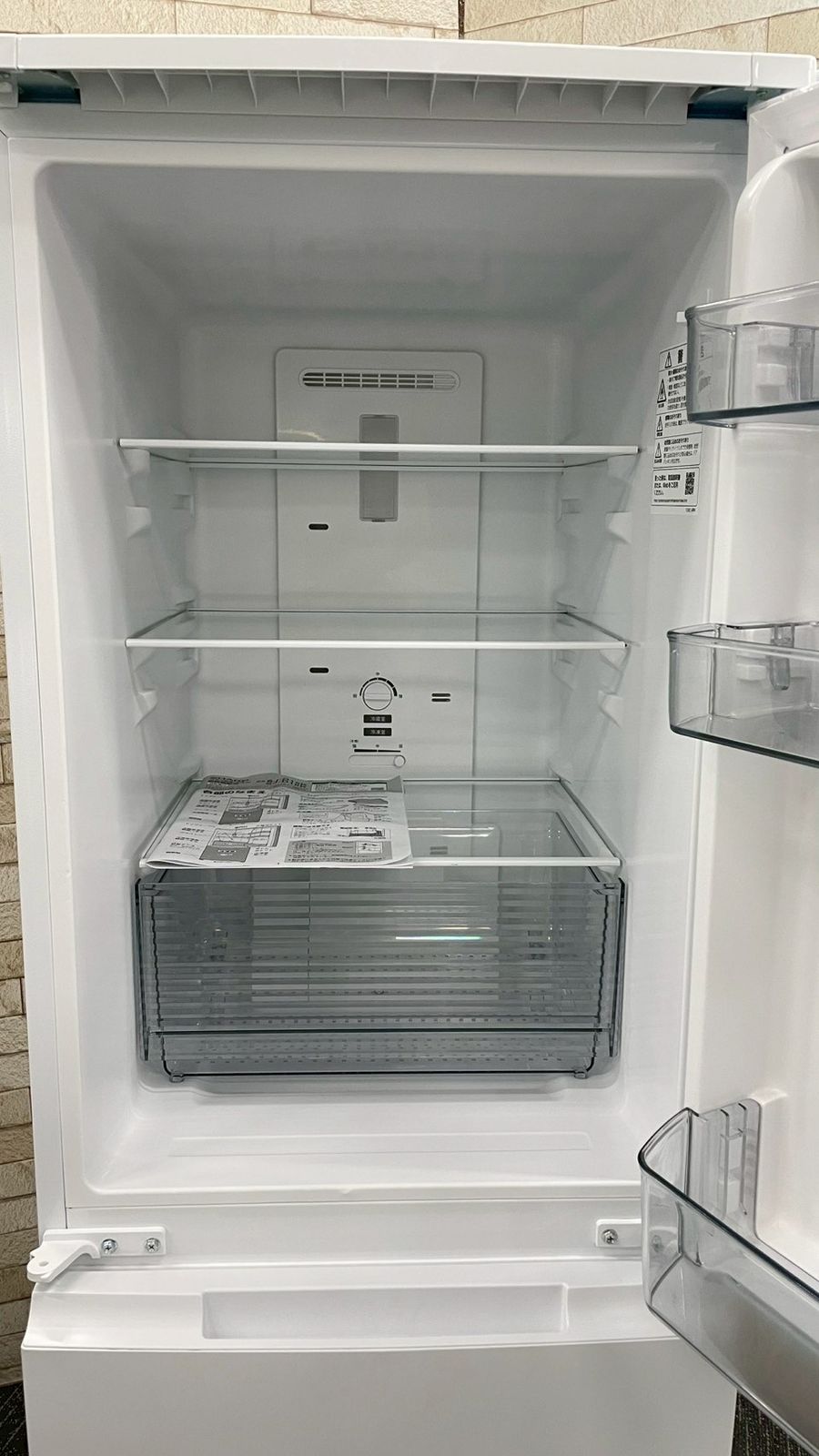 大阪送料無料☆3か月保障付き☆冷蔵庫☆シャープ☆2ドア☆2023年☆SJ