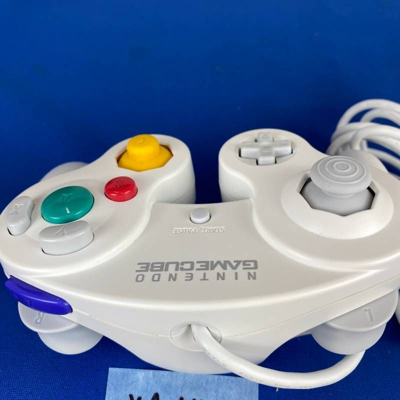 ◇YA141【美品・箱付き】Nintendo ゲームキューブ コントローラー