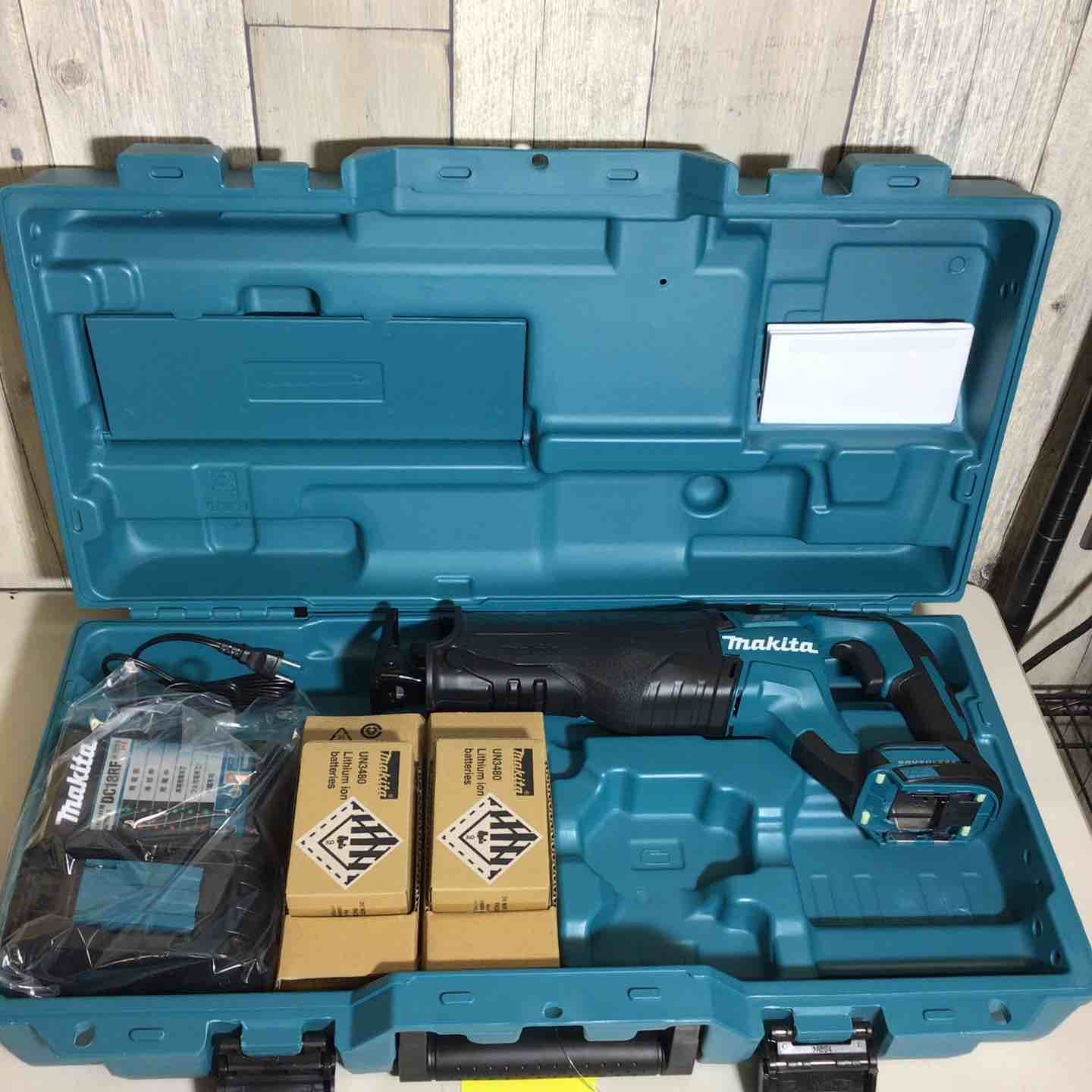 ☆マキタ(makita) コードレスレシプロソー JR187DRGX ※ケース凹みあり 
