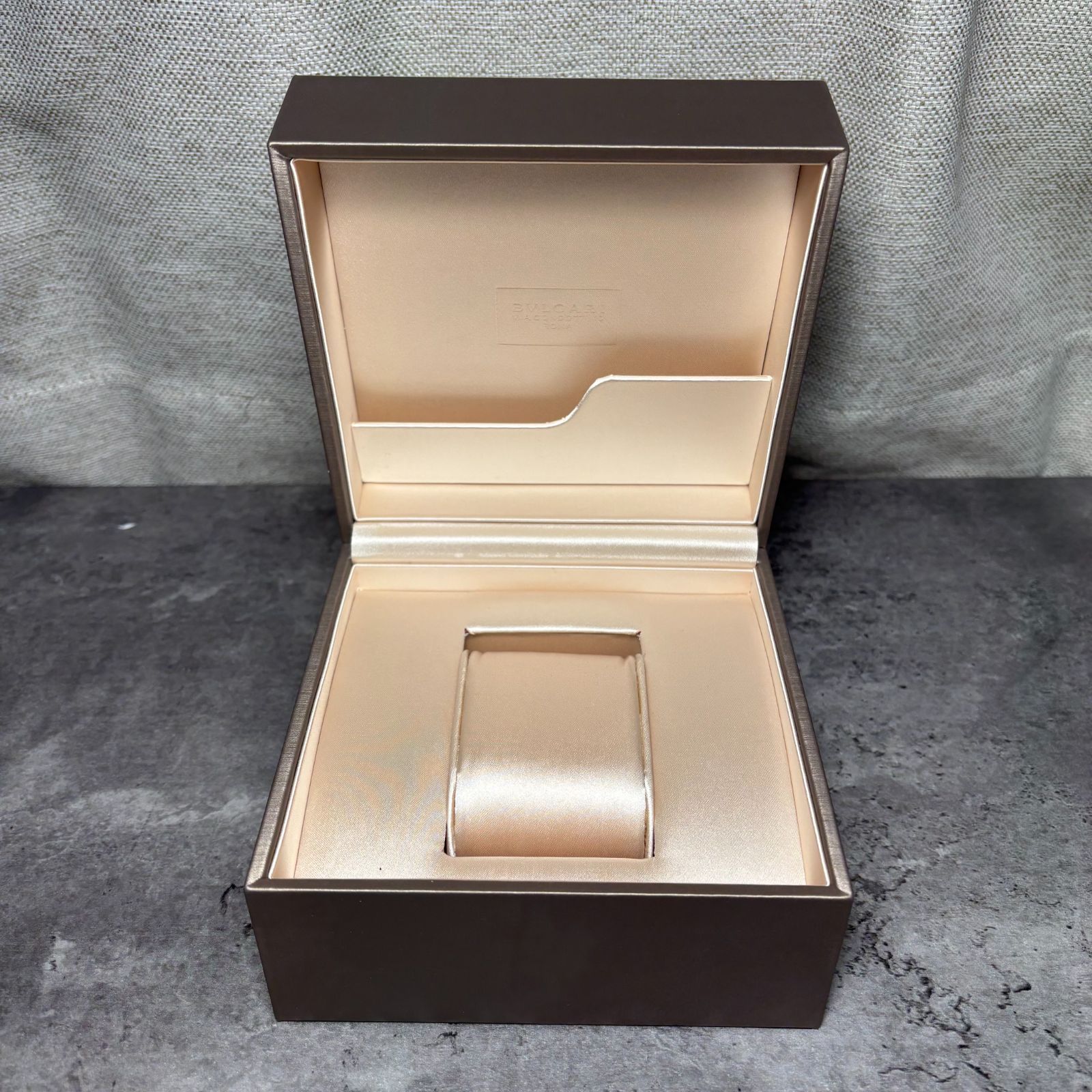 BVLGARI ブルガリ 時計 ケース 空箱 BOX 外箱付 腕時計用 付属品なし 