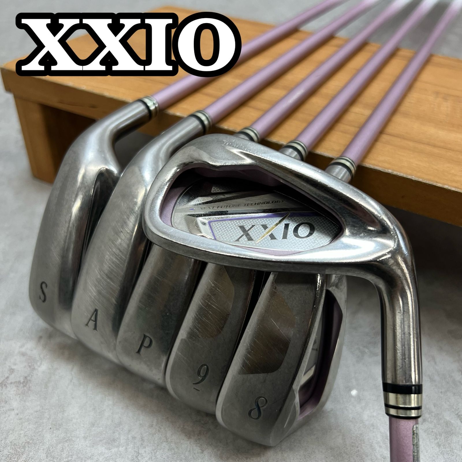 XXIO ゼクシオ　7代目　MP700　レディースゴルフ　アイアンセット 7-SW 6本 右利き カーボン L