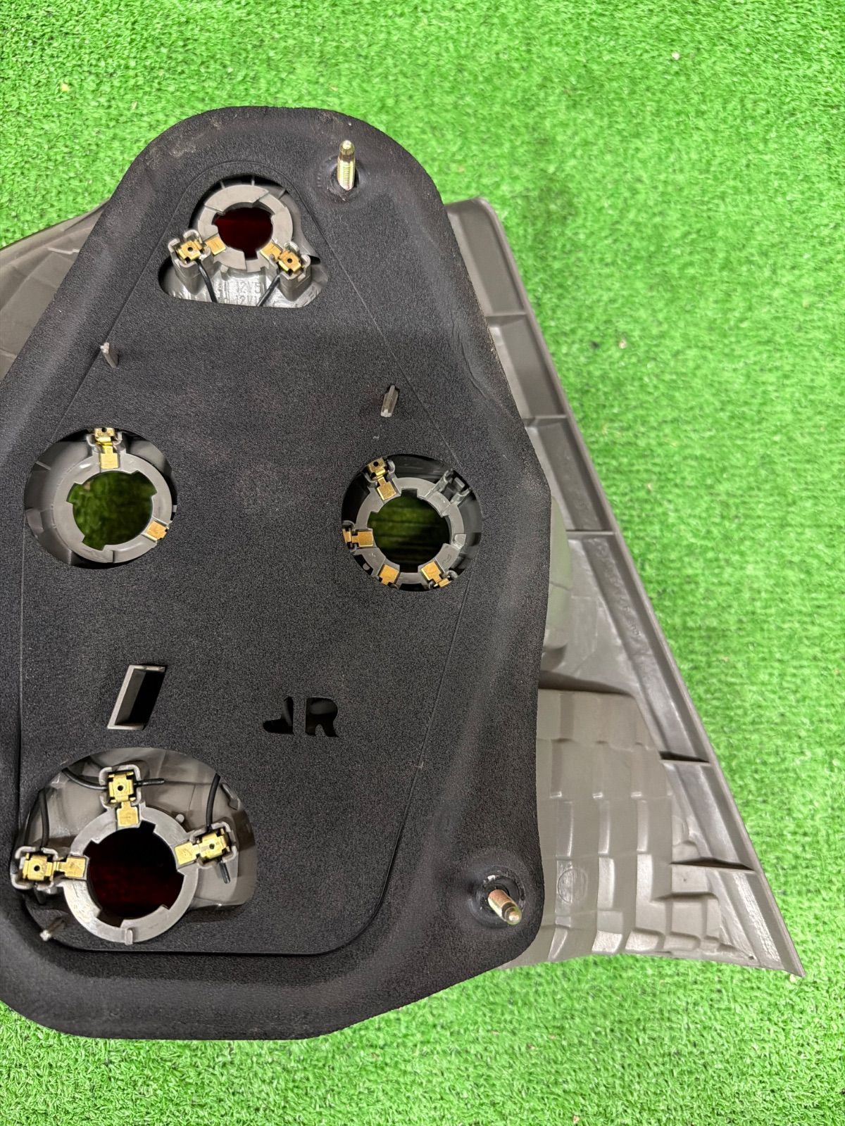 トヨタ カローラ NZE124 純正 右側 テールランプ KOITO 12-472 (855) トヨタ カローラ NZE124 純正 右側 テールランプ KOITO 12-472 (855)