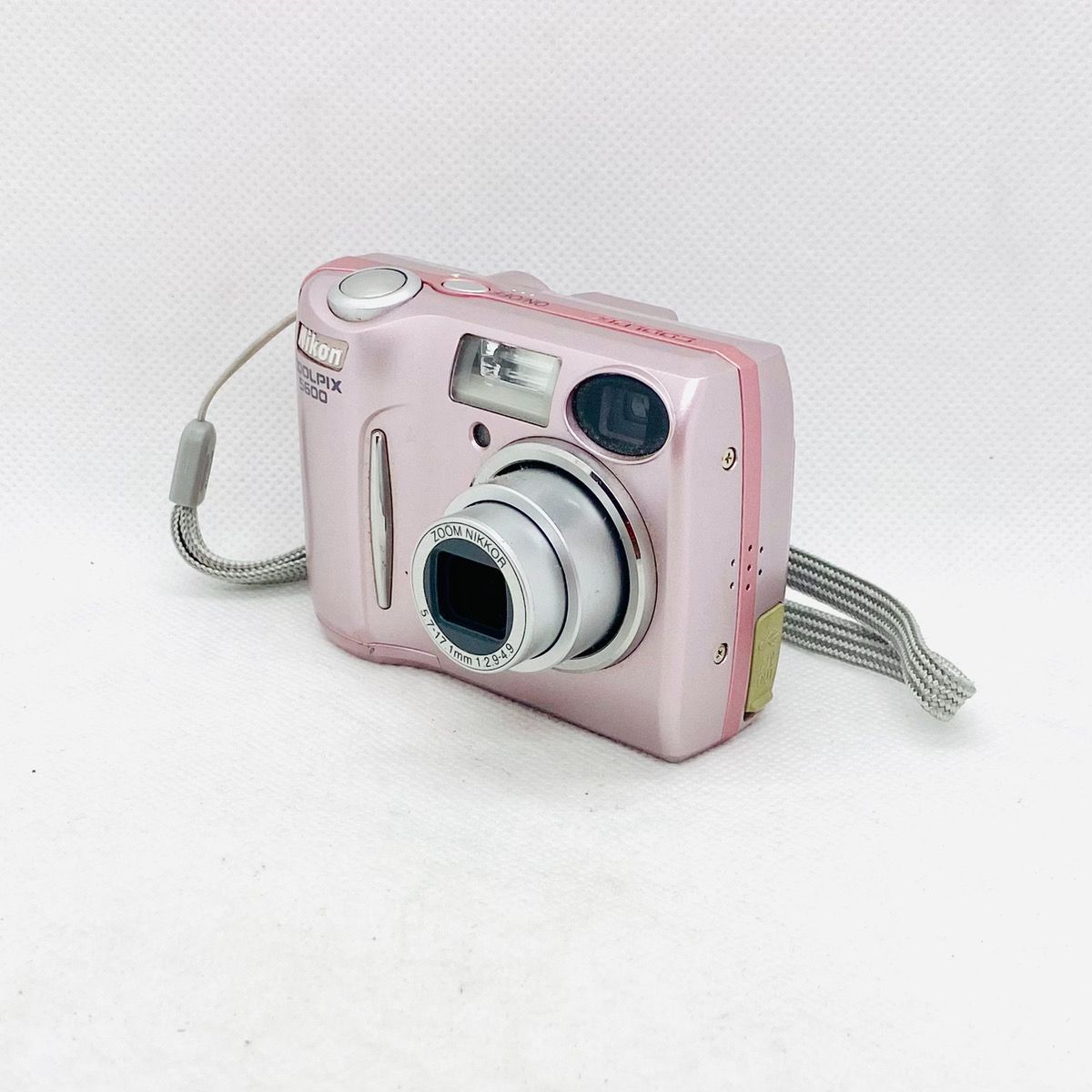 Nikon COOLPIX 5600 単3電池対応 コンデジ レトロ ピンク Nikon ニコン COOLPIX 5600 コンパクトデジタルカメラ ピンク - メルカリ