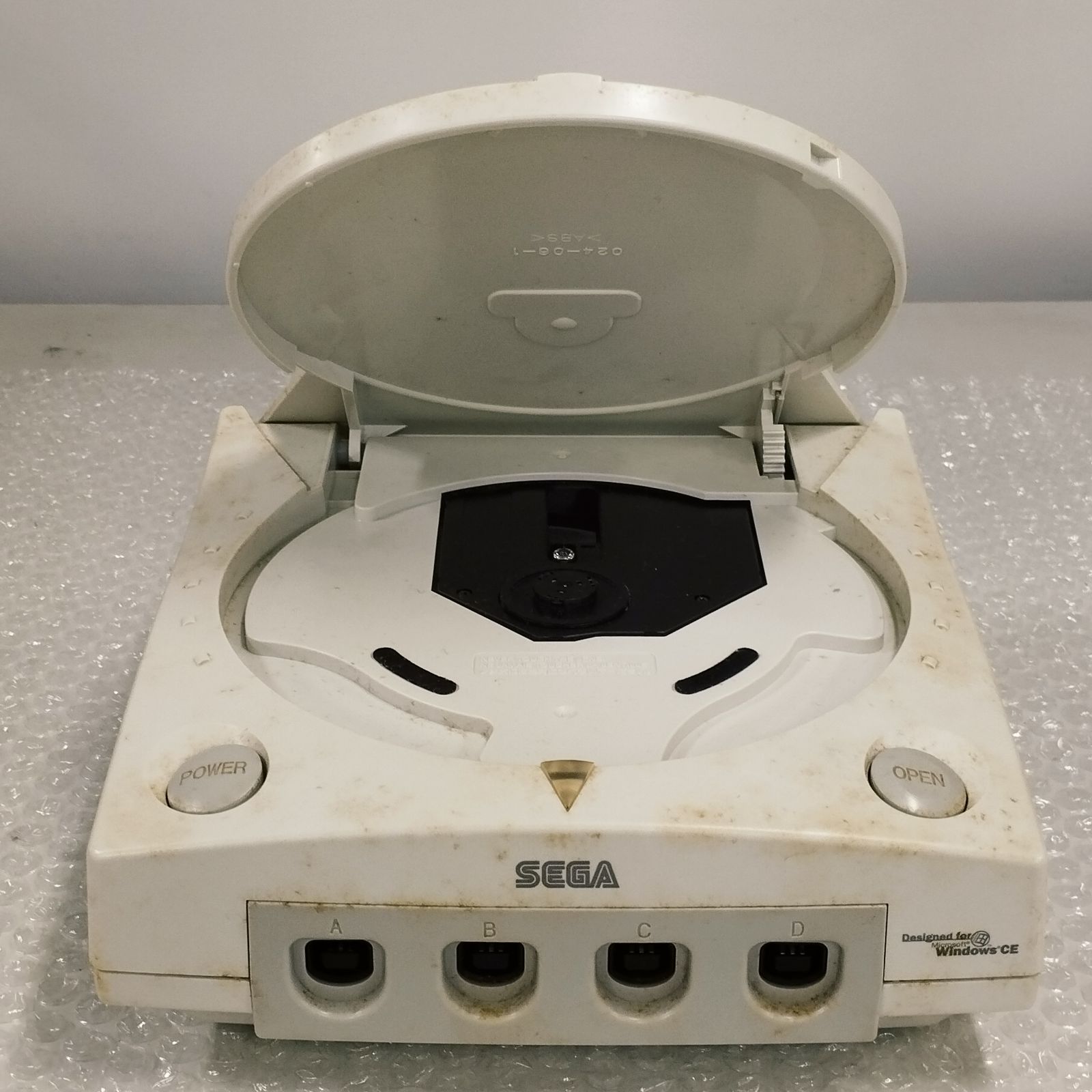 D10194】（中古品）SEGA ドリームキャスト 本体 HKT-3000 箱説付き