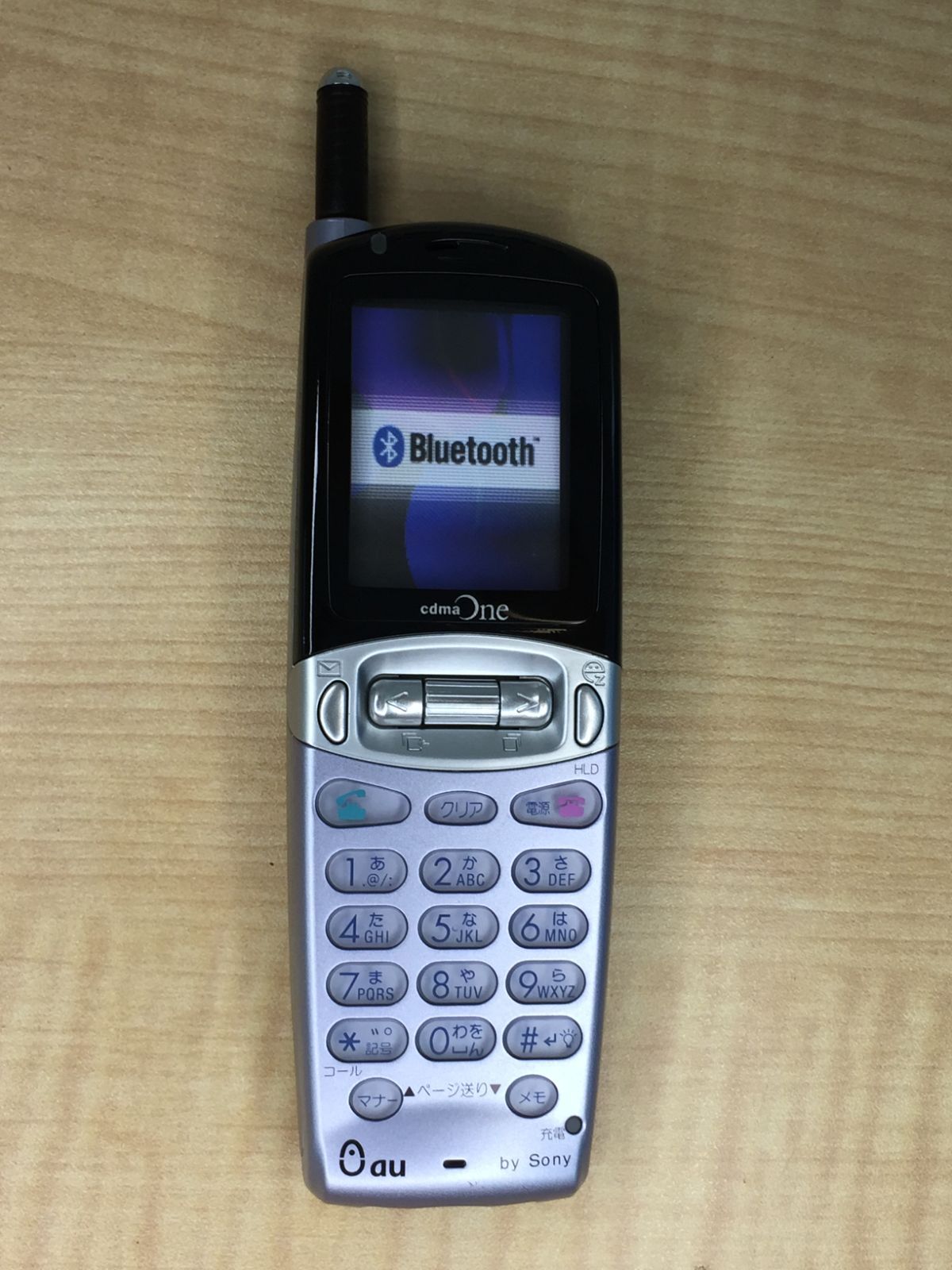 モックアップ au by Sony M399