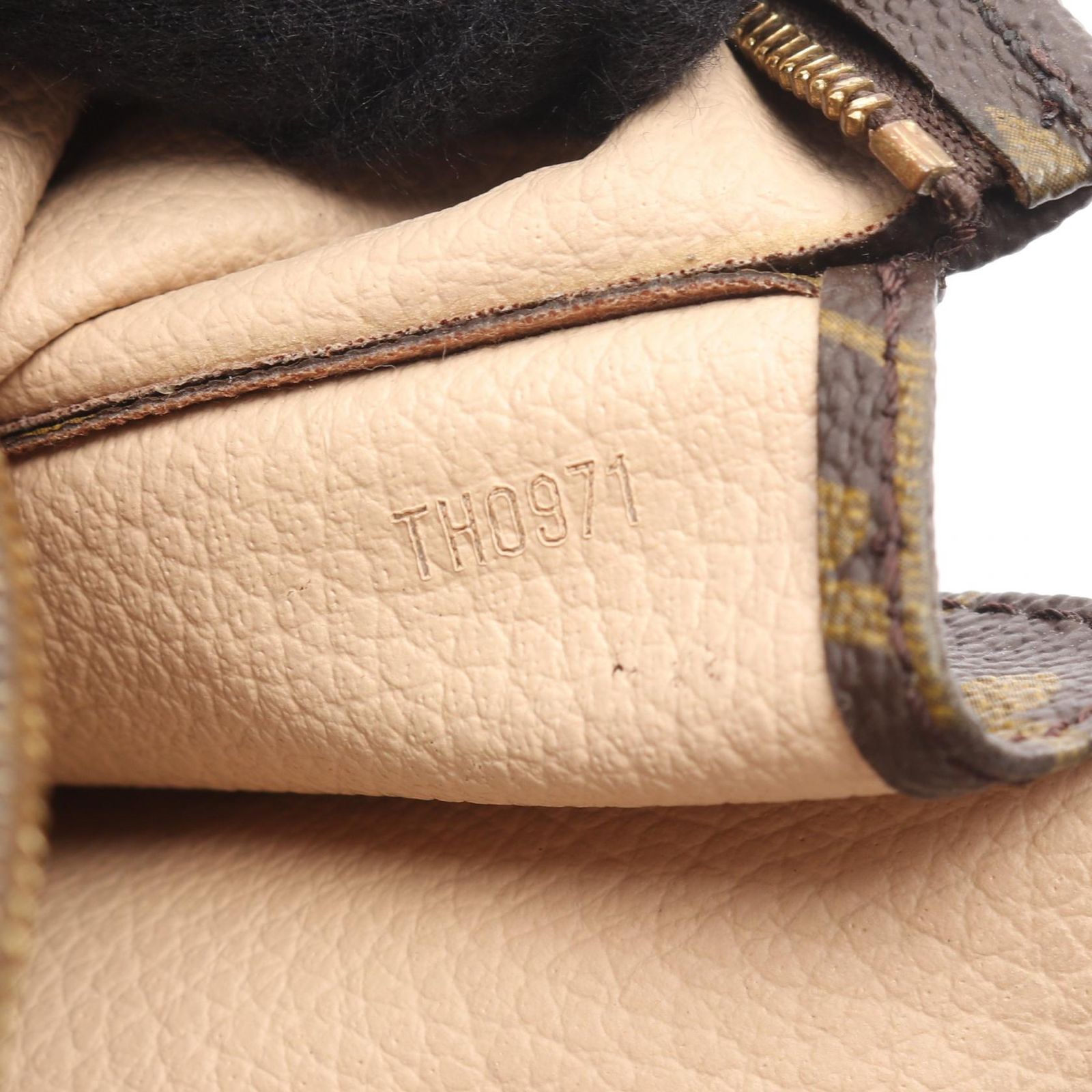 LOUIS VUITTON ルイ・ヴィトン ポッシュトワレット 19 モノグラム