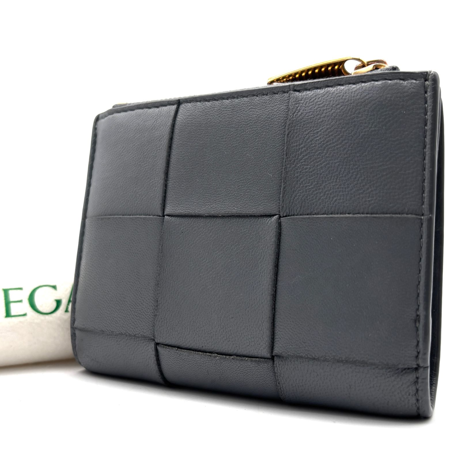 極美✨ボッテガヴェネタ 二つ折り財布 カセット マキシイントレ レザー グレー BOTTEGA VENETA（ボッテガ・ヴェネタ） 二つ折り財布 CASSETTE