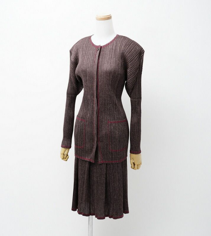 ISSEY MIYAKE イッセイミヤケ アンサンブル サイズ3 セットアップ ジャケット スカート ブランド古着【中古】20230905/GO1630 ISSEY MIYAKE イッセイミヤケ アンサンブル サイズ3 セットアップ