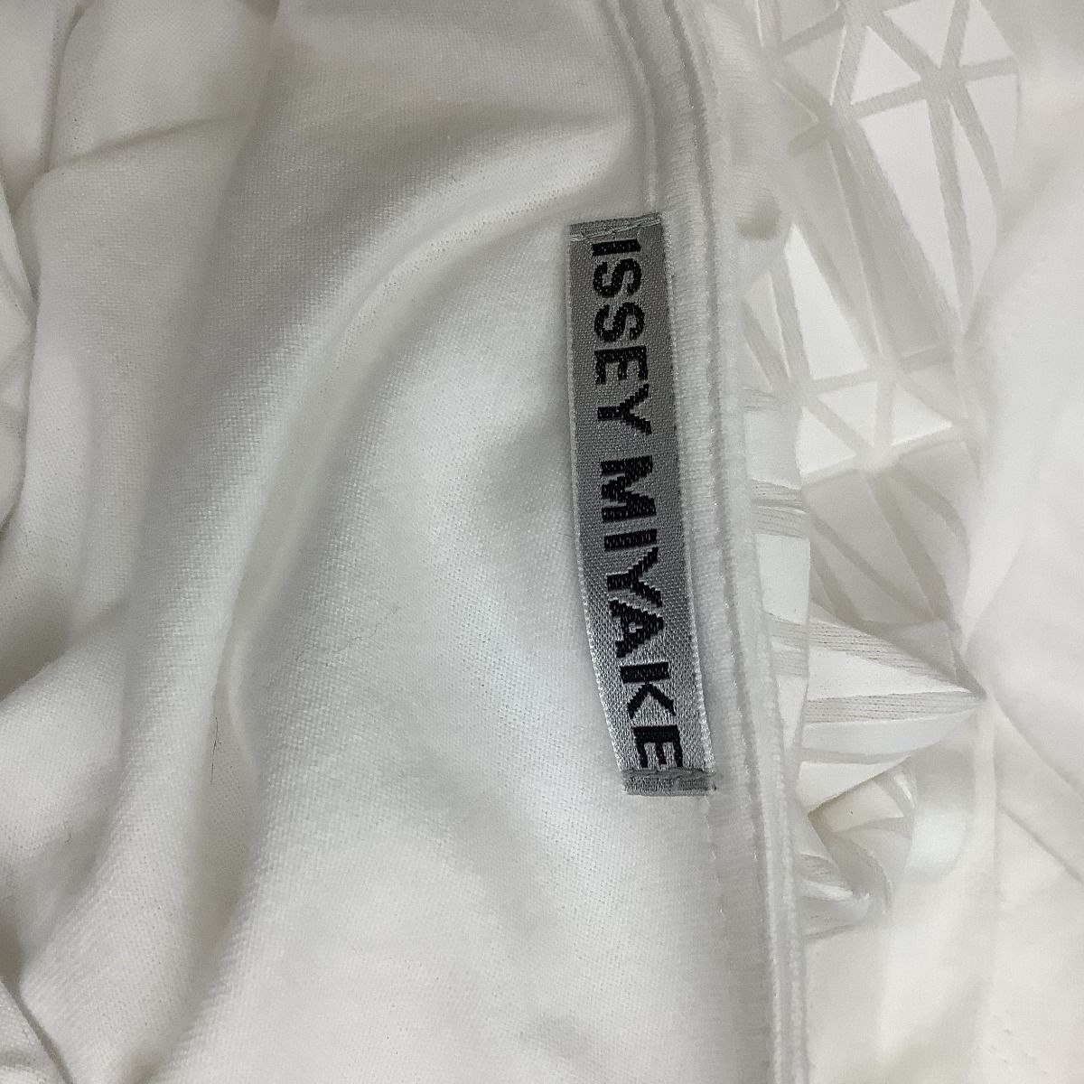 ♪♪ISSEY MIYAKE イッセイミヤケ 希少 変形 カットソー SIZE 2 ♪♪ISSEY MIYAKE イッセイミヤケ 希少 変形 カットソー SIZE 2