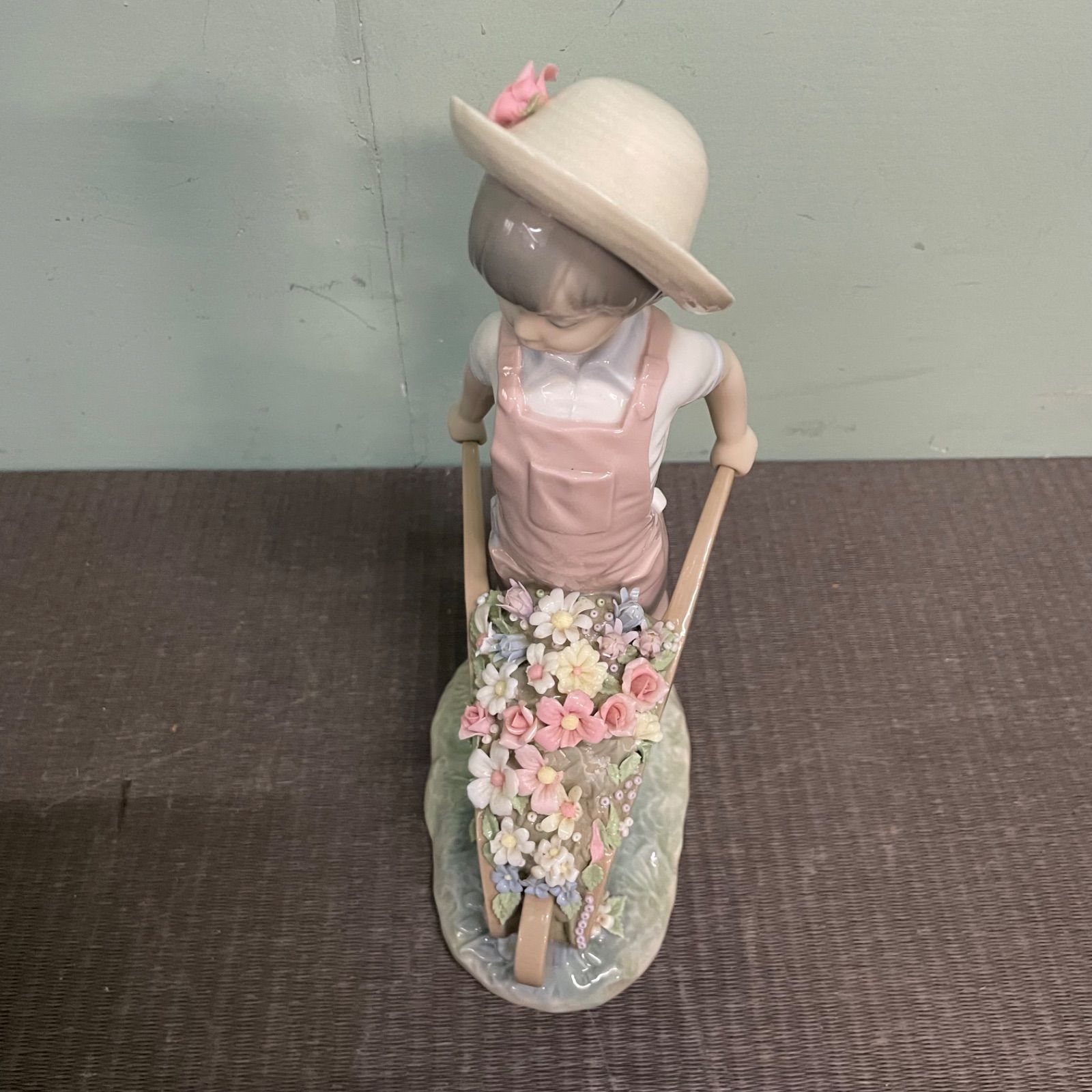 ♭ LLADRO リヤドロ 『 花車を押す少年 』 置物 陶器人形 傷あり