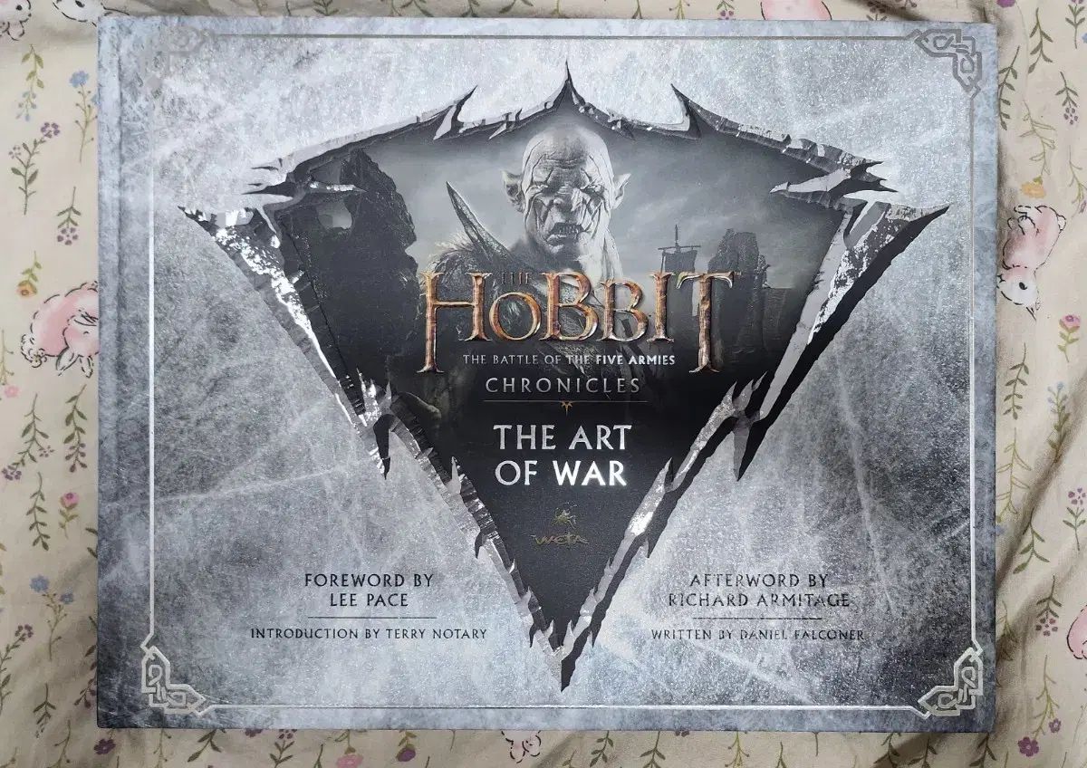 ホビット アートブック The Hobbit: The Art of War: The B