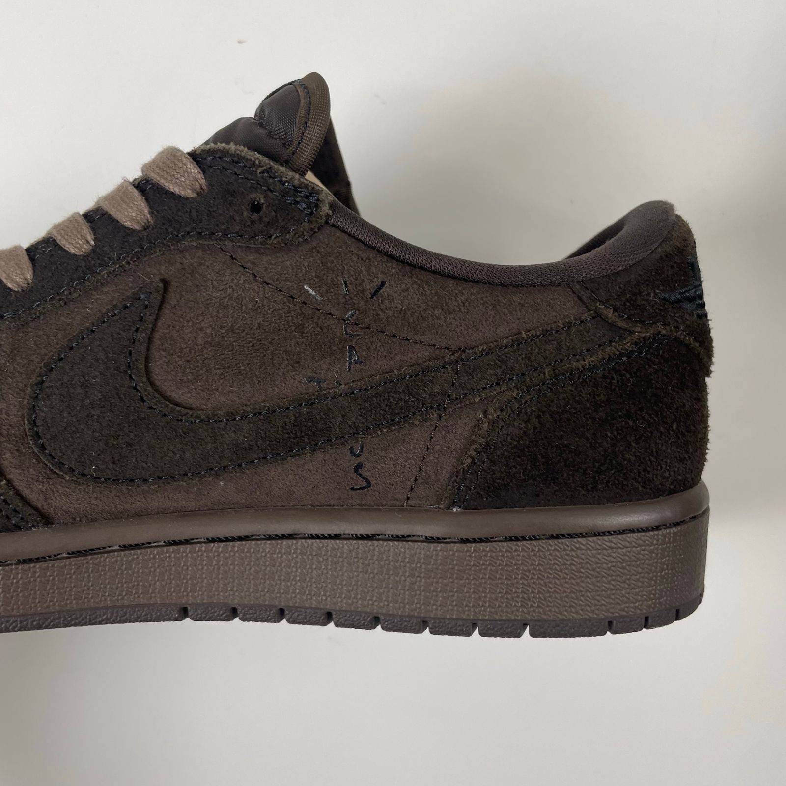 NIKE × Travis Scott / Air Jordan 1 Low OG SP 