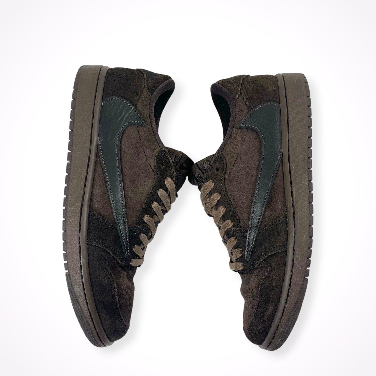 NIKE × Travis Scott / Air Jordan 1 Low OG SP 