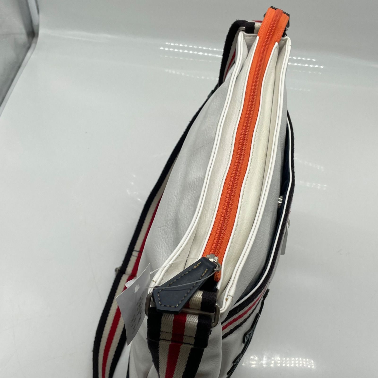 BN8603□カステルバジャック パンセ ショルダーバッグ 59112 ホワイト 