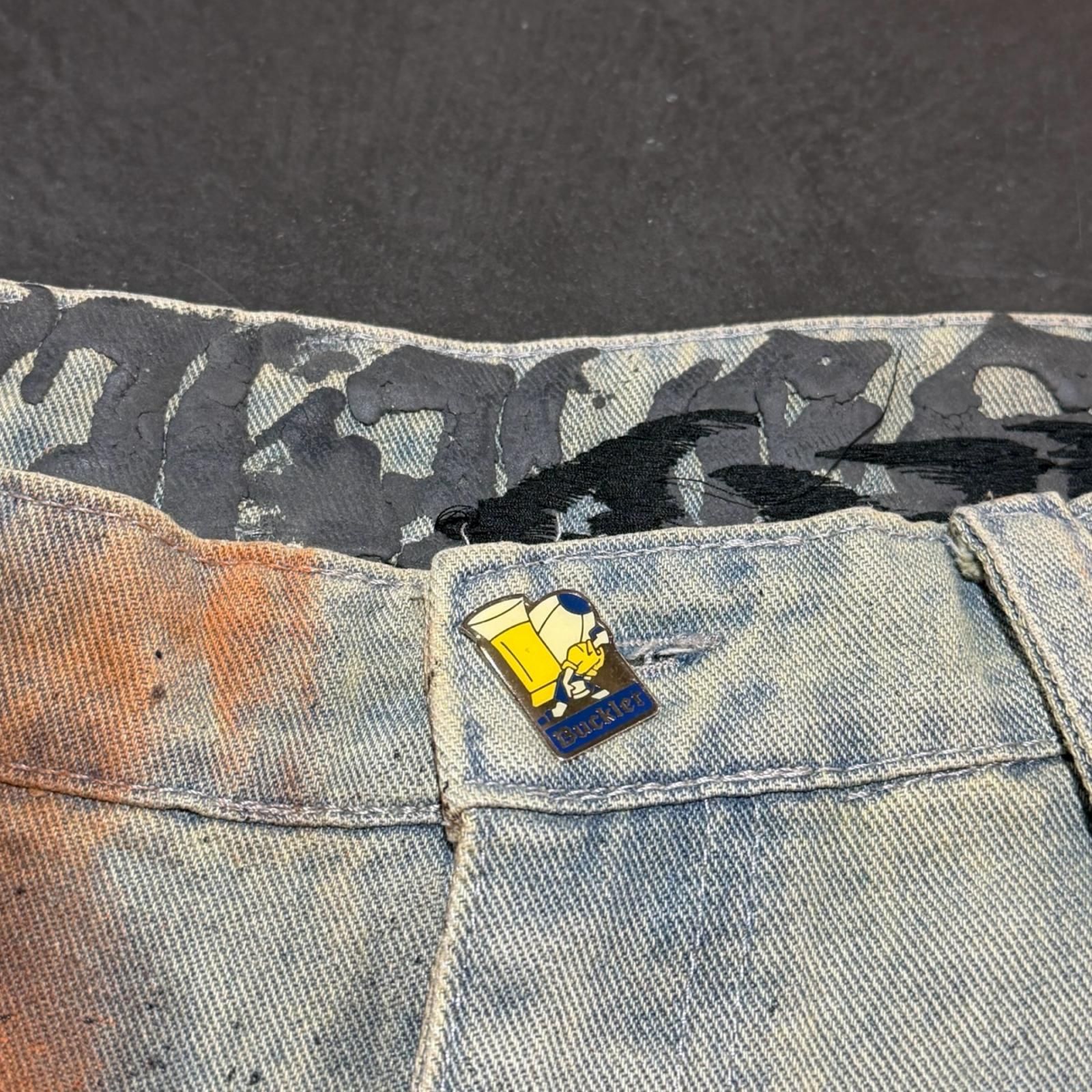 VANDAL FAITHLESS ORDER ハンドスプレー刺繍バギーデニムパンツ デニム 