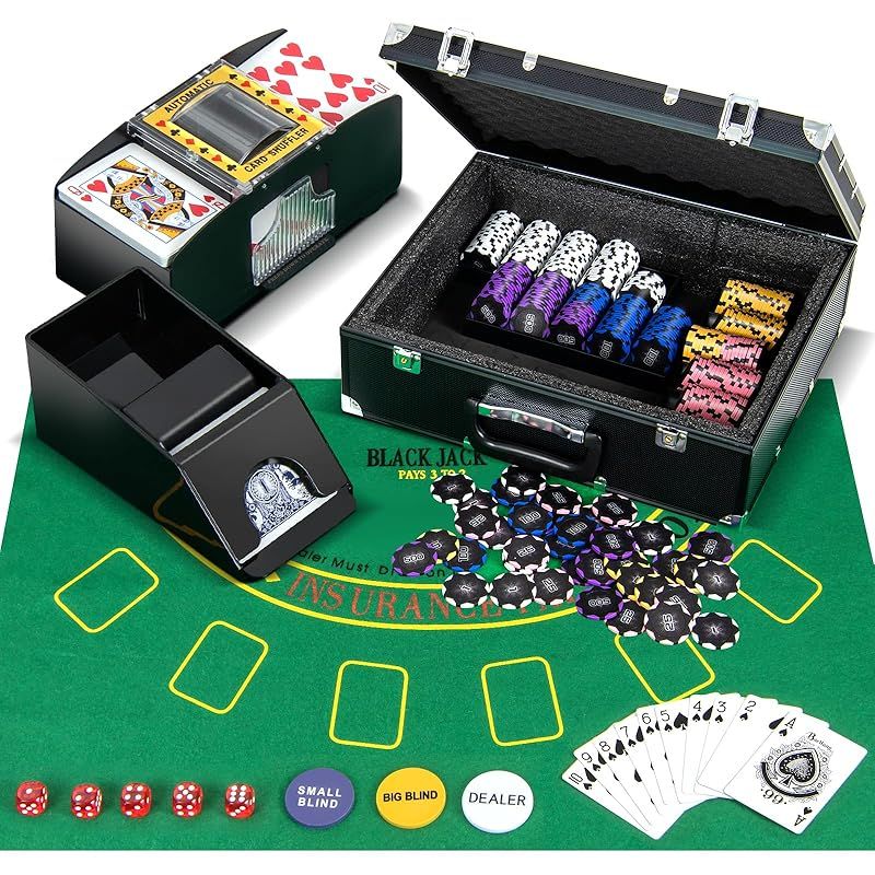 GIANTEX ポーカーチップ 300枚 5色 数字入り 9点セット カジノ14g ポーカーセット アルミケース 鍵付き ポーカーマット付き ダイス5個 ボタン3個 トランプ2組 カードシュー付き カードシャッフラー付き カジノチップ チップセット テキサ 0