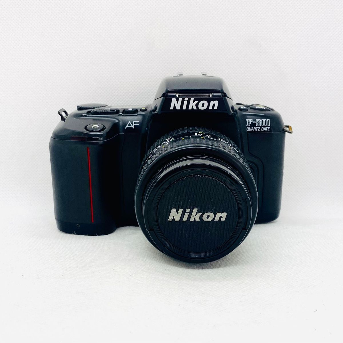 Nikon ニコン F601 QUARTZ DATE + AF NIKKOR 28-70mm F3.5-4.5 一眼