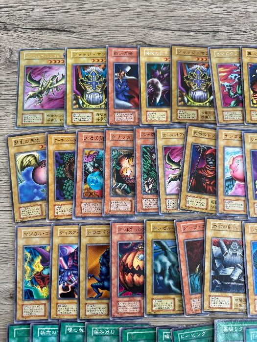 遊戯王 初期カード シール まとめ売り 385枚 遊戯王 初期カード シールなし まとめ売り - メルカリ