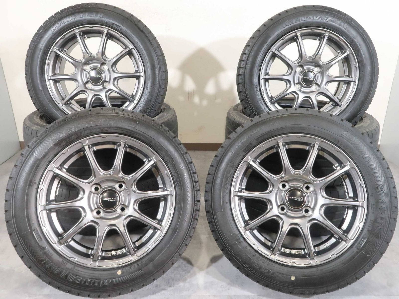 GOODYEAR ICENAVI7 165/65R14 14インチ スタッドレス 4本 21年製 バリ溝 トール タンク ルーミー パッソ ブーン等　(KTO039) GOODYEAR ICENAVI7 165/65R14 14インチ スタッドレス 4本 21年製 バリ