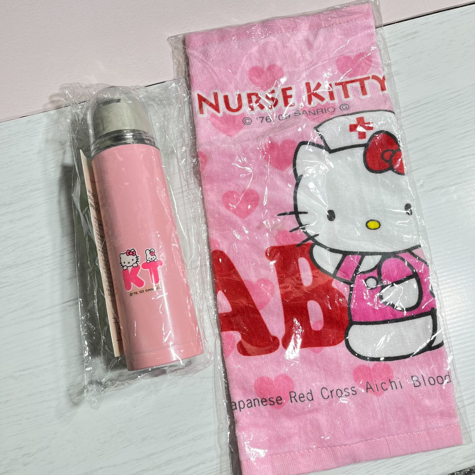 サンリオ sanrio キティ 水筒 タオル 非売品 日本赤十字 献血 AB型 