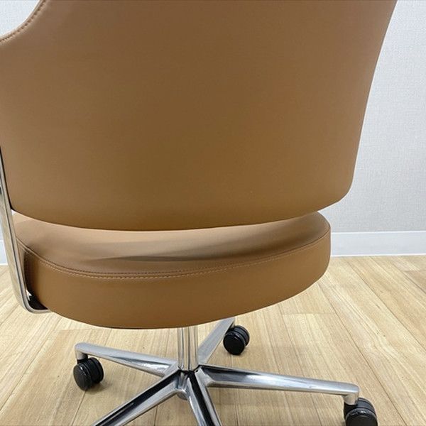 ミーティングチェア 肘付 昇降式 アスプルンド ワークプラス ノグ キャスター付 会議椅子 オフィスチェア ブラウン ミーティングチェア 肘付 昇降式 アスプルンド ワークプラス ノグ キャスター付 会議椅子 オフィスチェア ブラウン