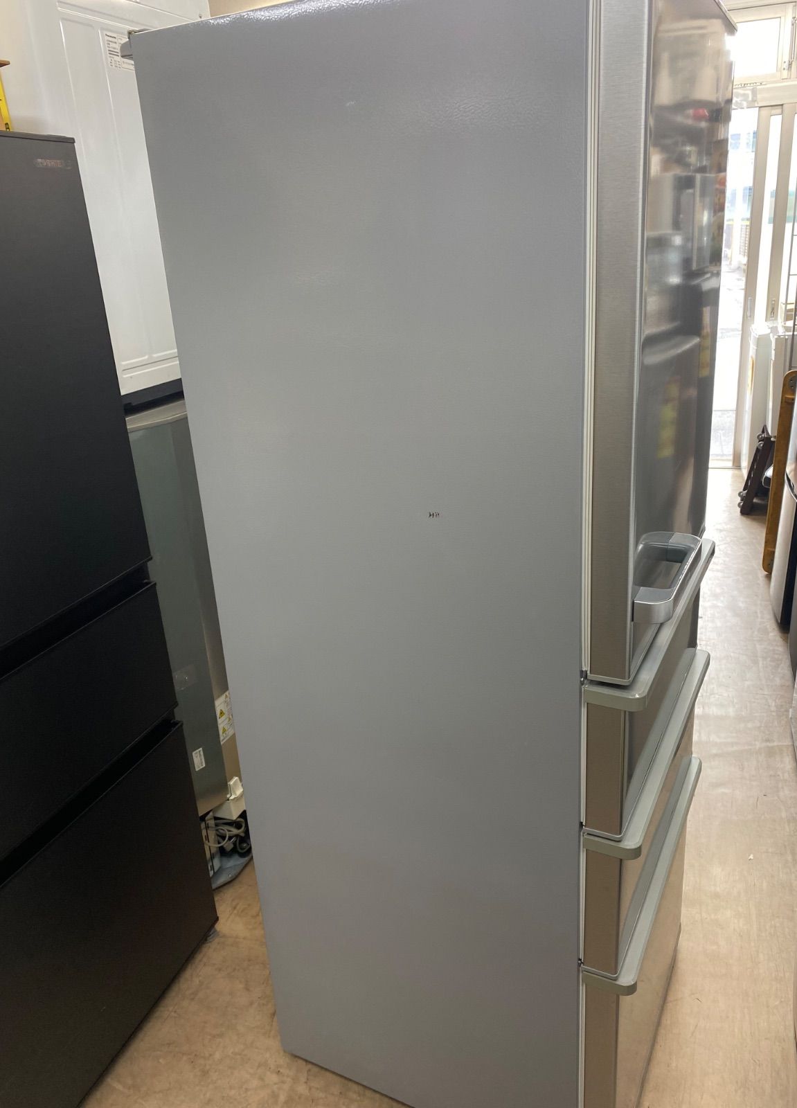 店頭売約【3ヵ月保証付き】AQUA 2ドア冷蔵庫 126L 2021年製 配送・設置込み！メルカリよりお得 KR0069 AQUA 2021年製 4ドア冷凍冷蔵庫 355L 限定地域配送設置無料 - メルカリ