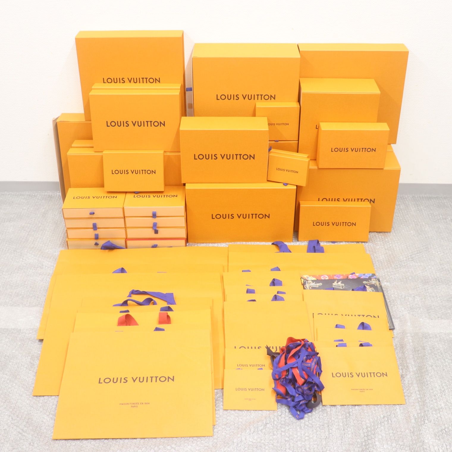 ITSV40CNZZK8 LOUIS VUITTON ルイヴィトン BOX 空き箱 ショッパー 純正