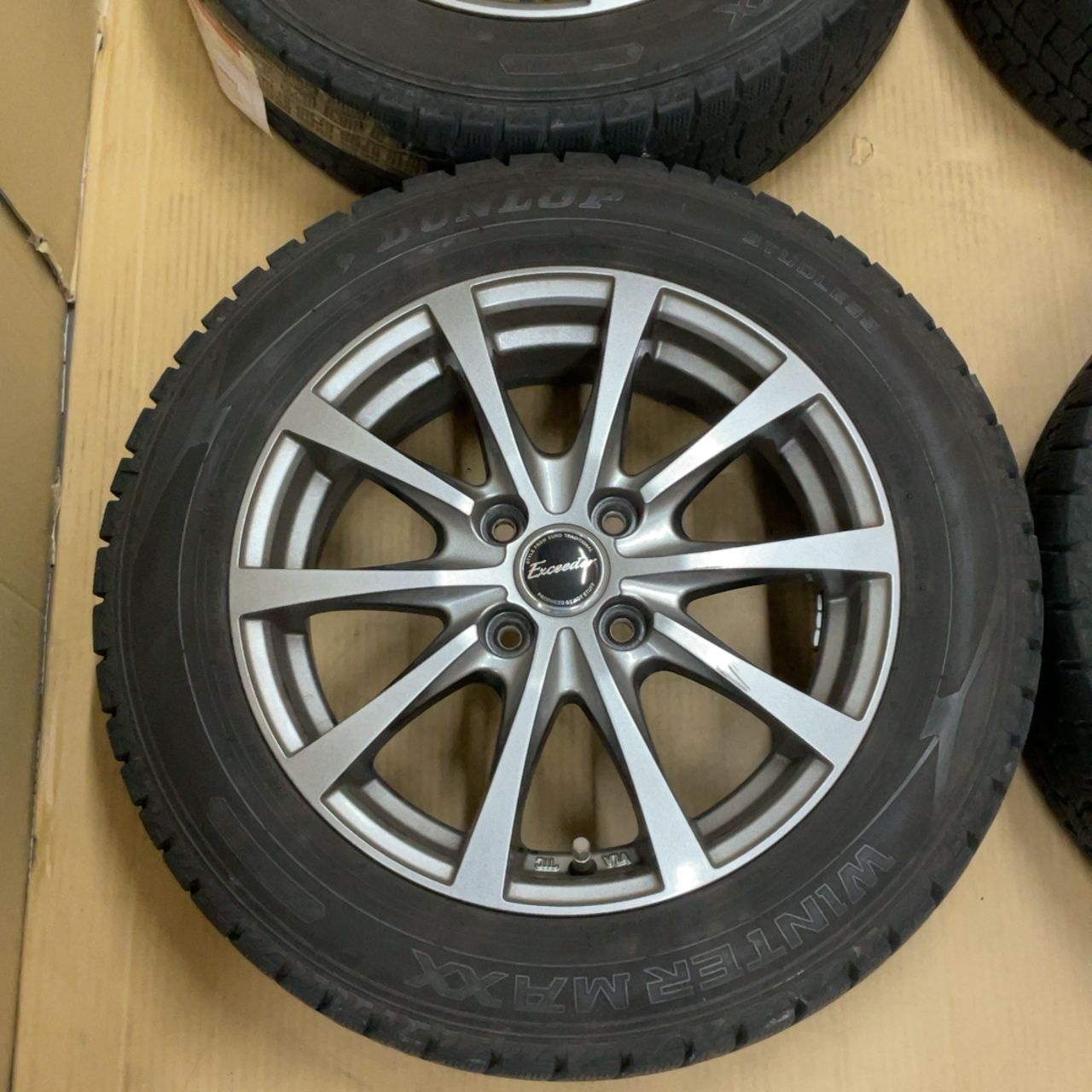 15インチ DUNLOP WINTER MAXX 185/60R15 ホイール4本 - メルカリ
