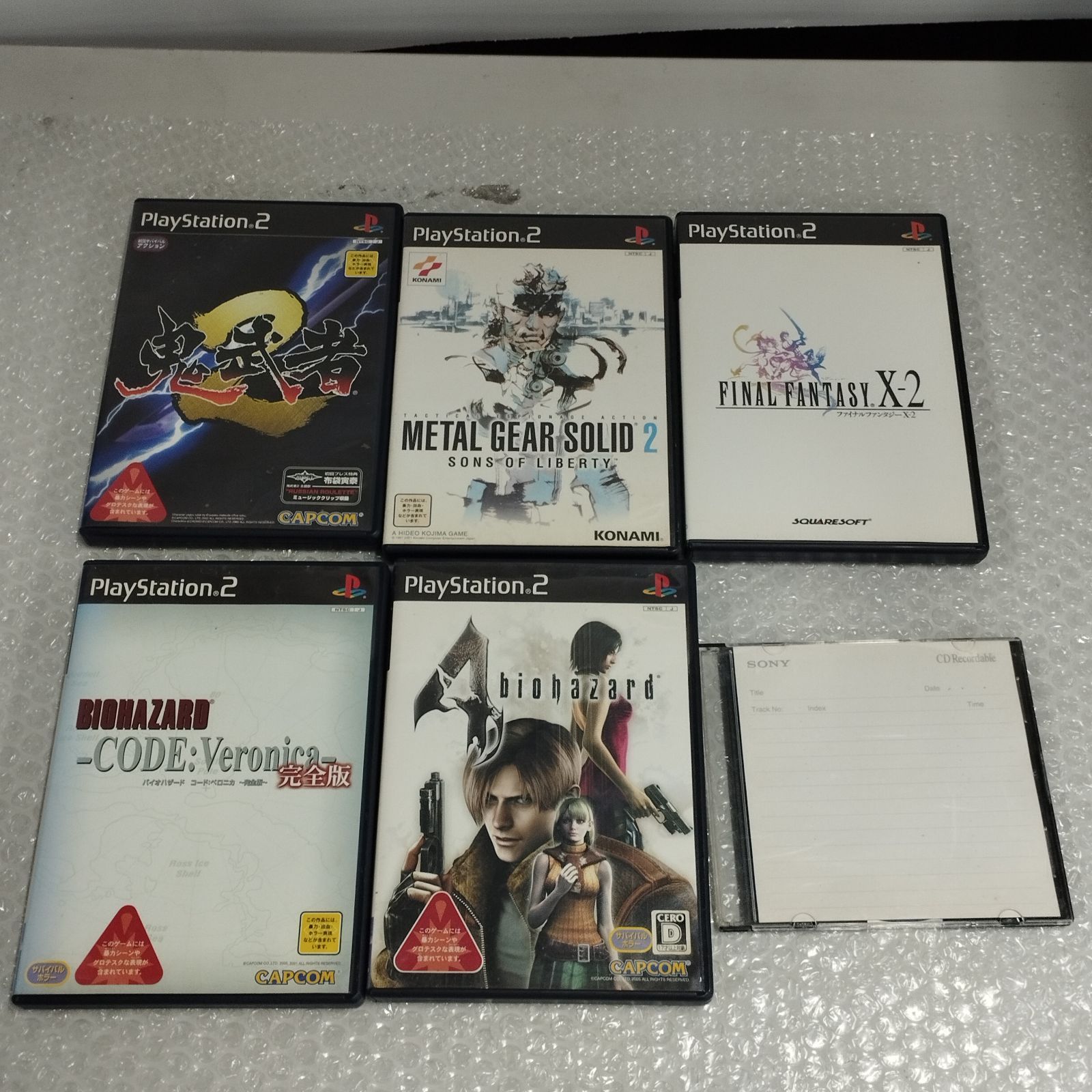 D13484】（現状品）PS2 本体 SCPH-30000 箱付き ソフト 5本セット