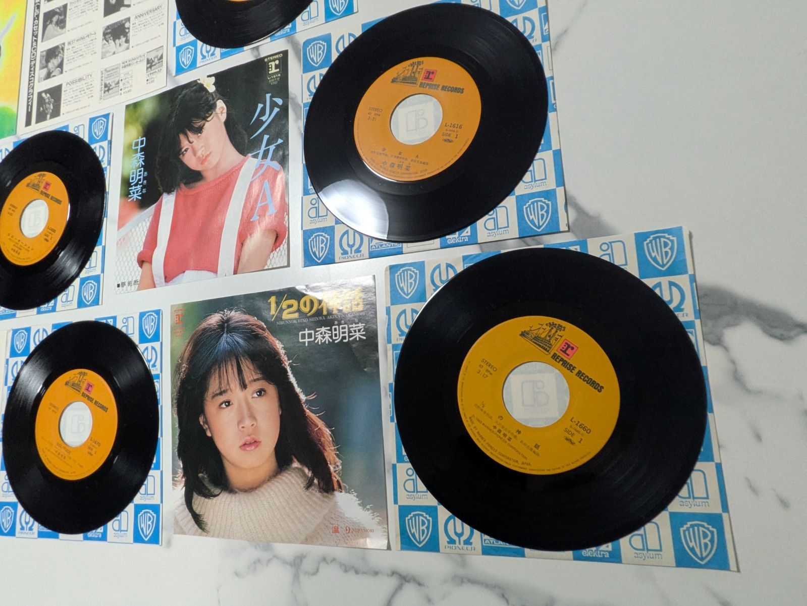 レコード 中森明菜 EP5枚 - メルカリ