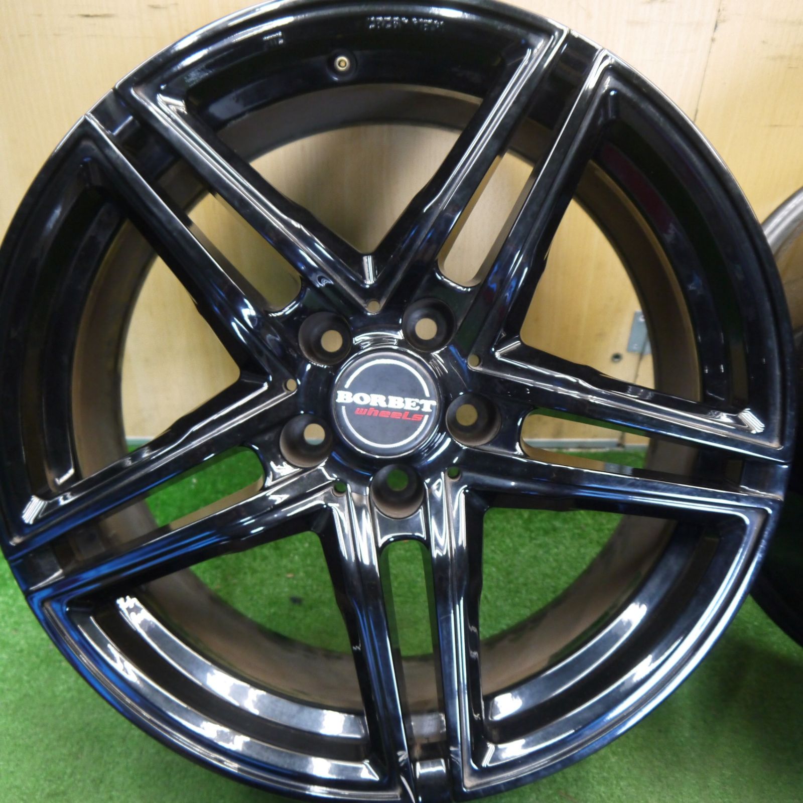 送料無料] キレイ☆BORBET XRT 18インチ ホイール ボルベット 18×8J 