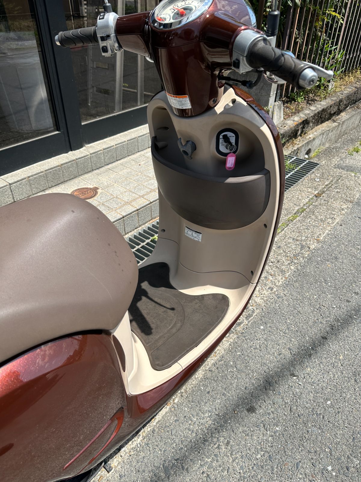 NO.3159　ジョルノ （ＧＩＯＲＮＯ）４サイクルエンジン　ＦＩ車　前カゴ　リヤキャリア付き　ブラウンメタリック　☆彡 Webike | KIJIMA キジマ リアキャリア GIORNO [ジョルノ] 4st(210-188