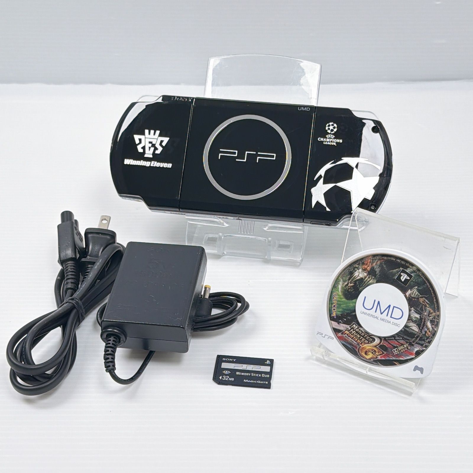 美品 PSP 3000 ウイニングイレブン2010 スペシャルパック 遊べるセット
